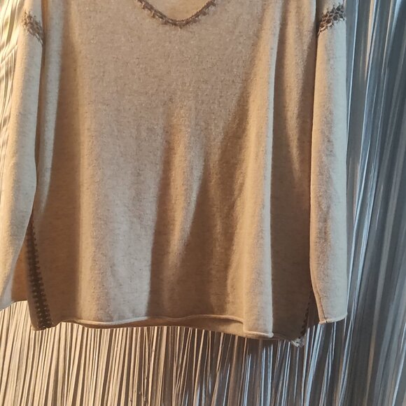 Johnny was Cashmere whipstitch sweater size small - Picture 4 of 16